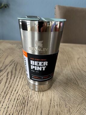 Stanley Stay Chill Beer Pint 16 oz Stainless Steel Tumbler w/ Lid-NEW